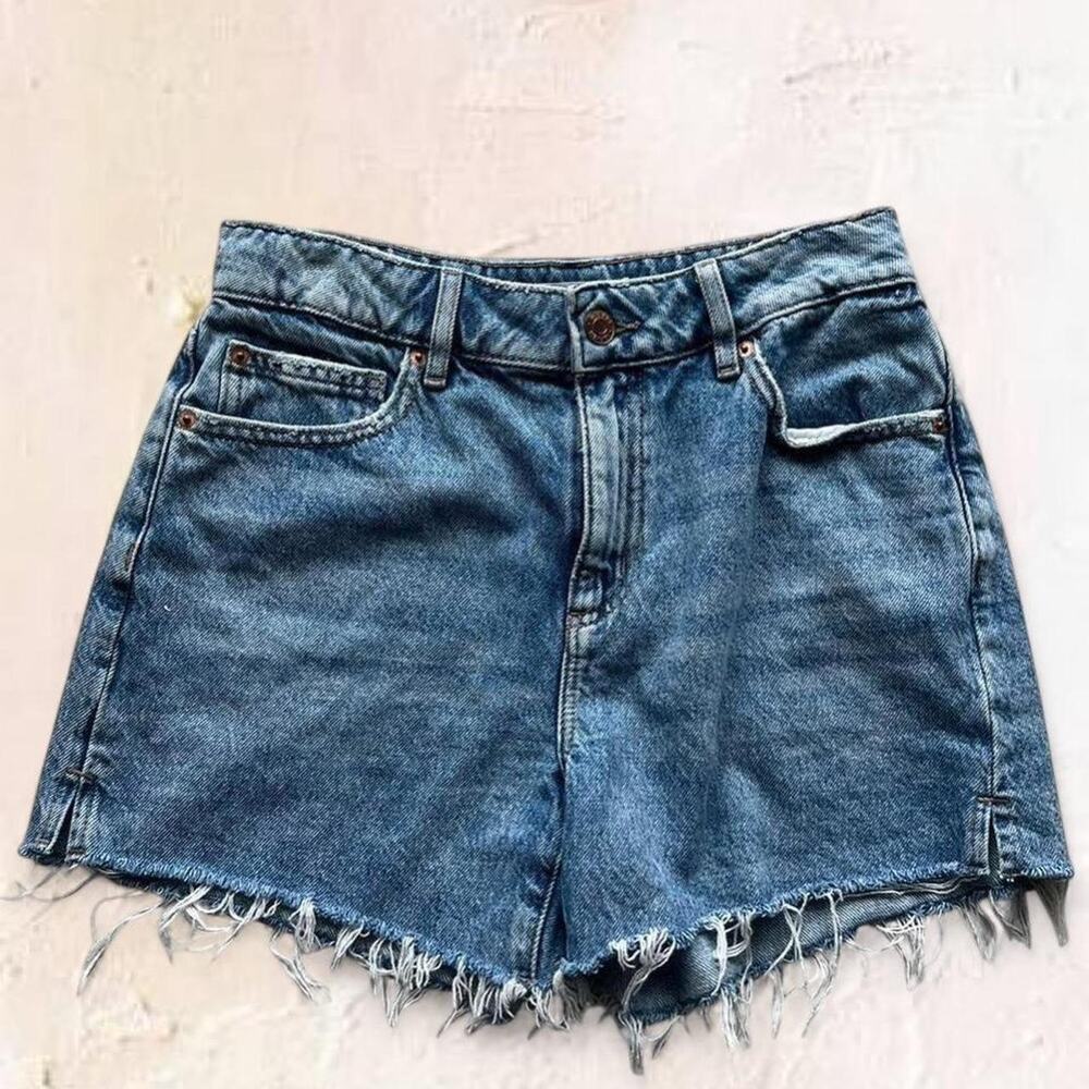Garage Denim Shorts 26 High Rise Mom Fit Cutoff Distressed Trendy - Picture 2 of 8